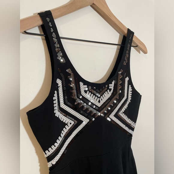 Express Aztec Sequin Sleeveless Fit & Flare A-Line Skater Dress Black Size Small - Picture 4 of 9